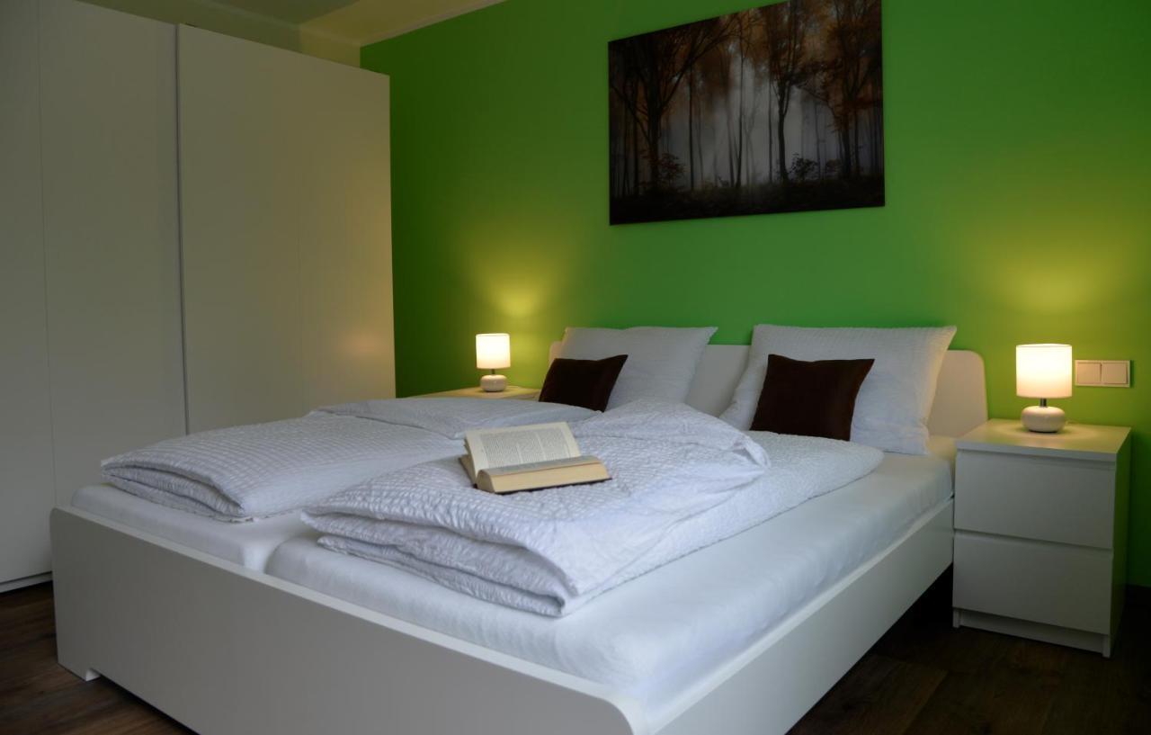 Am Quellenhaeuschen Apartman Naila Kültér fotó