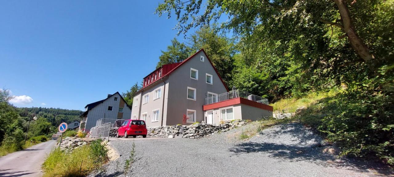 Am Quellenhaeuschen Apartman Naila Kültér fotó
