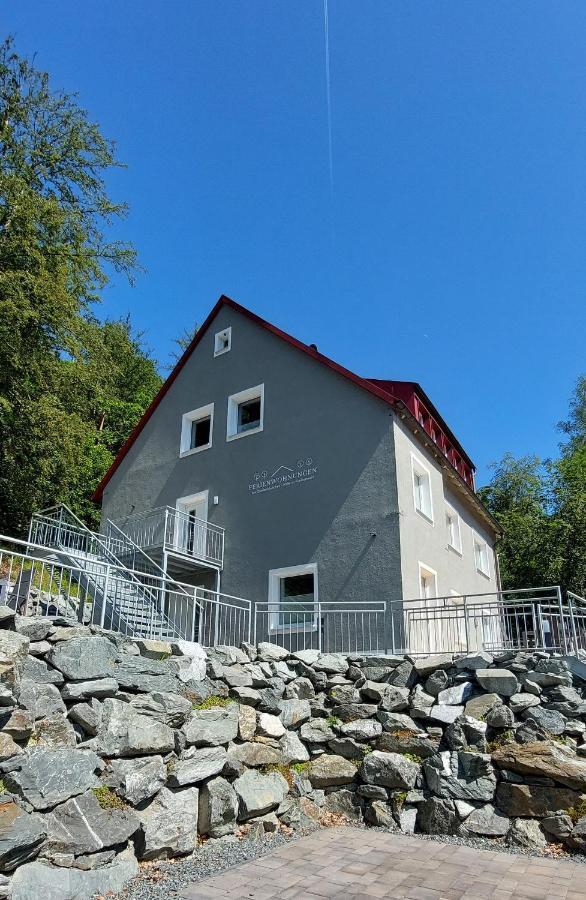 Am Quellenhaeuschen Apartman Naila Kültér fotó